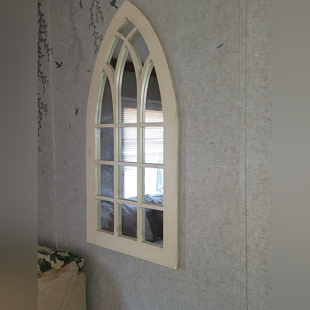 Elegant Cream Arched Wall Mirror